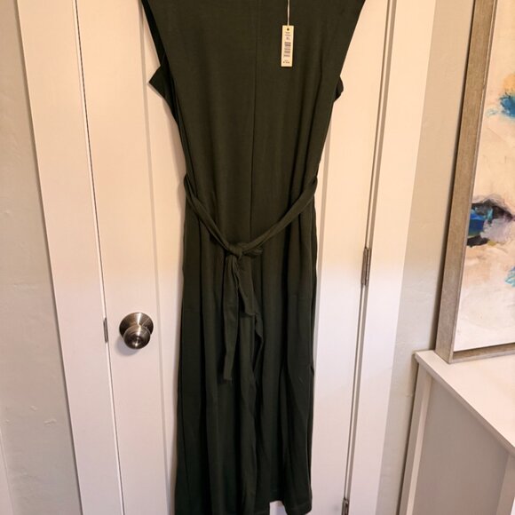 MAX STUDIO Olive Green Cap Sleeve Wide Leg Jumpsuit — Size XL - Picture 7 of 11